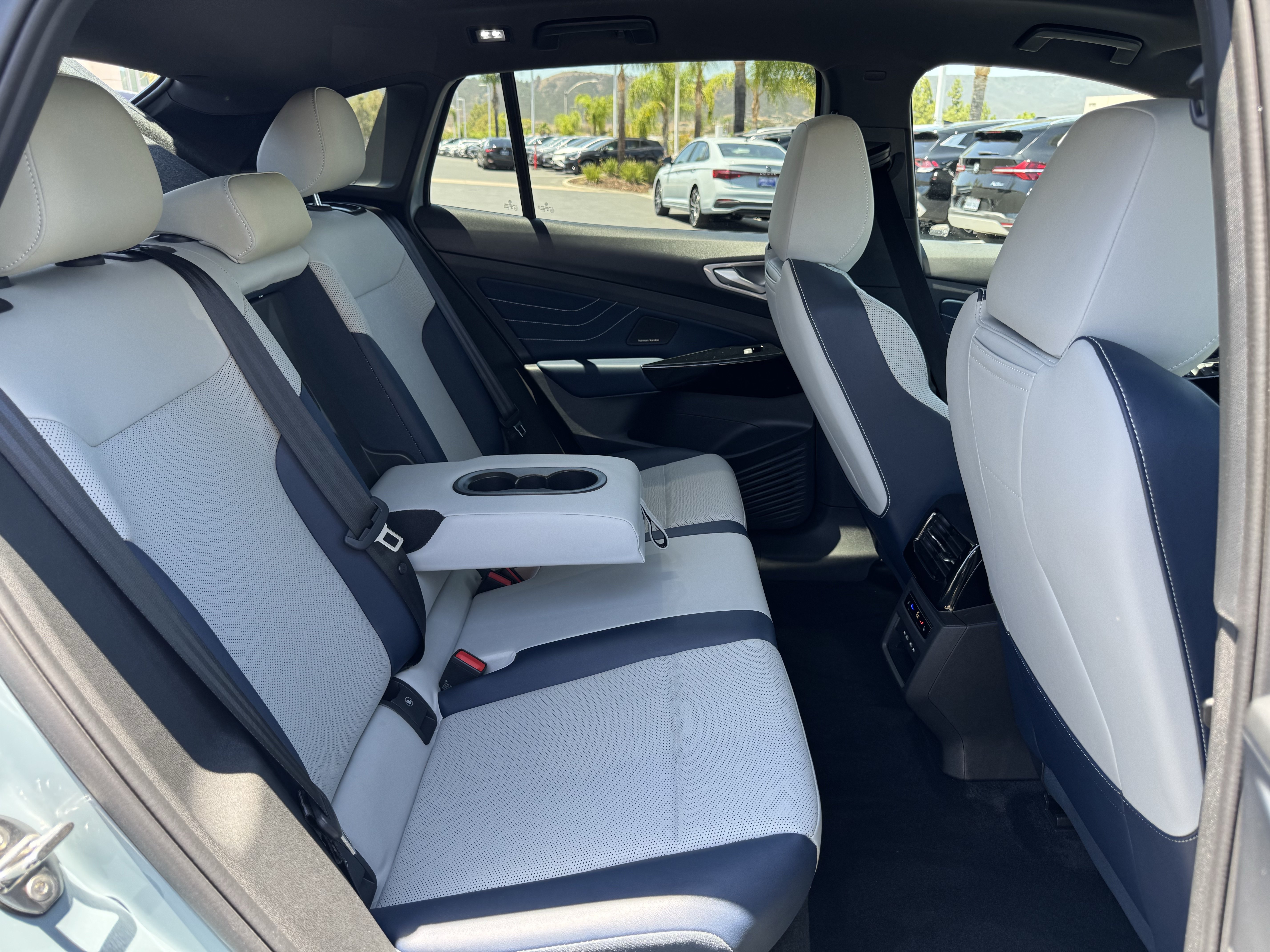 Certified 2025 Volkswagen ID.4 Pro S Plus w/ ID.4 Black Package AWD/4WD image 35