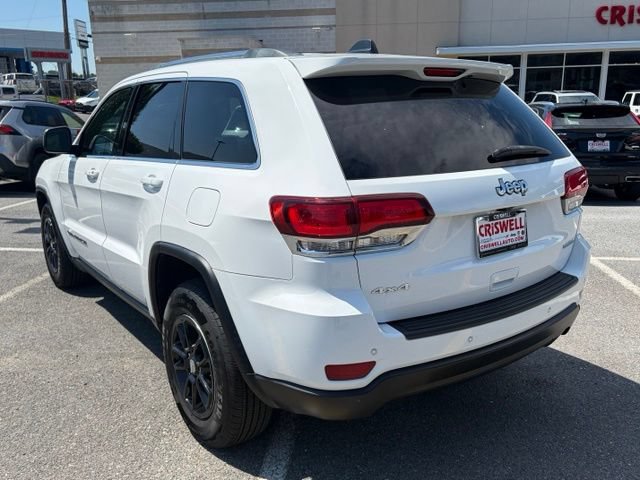 Used 2020 Jeep Grand Cherokee Laredo AWD/4WD image 5
