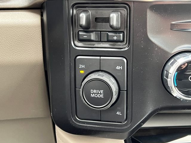 New 2026 Ford F450 Platinum w/ Platinum Plus Package image 45