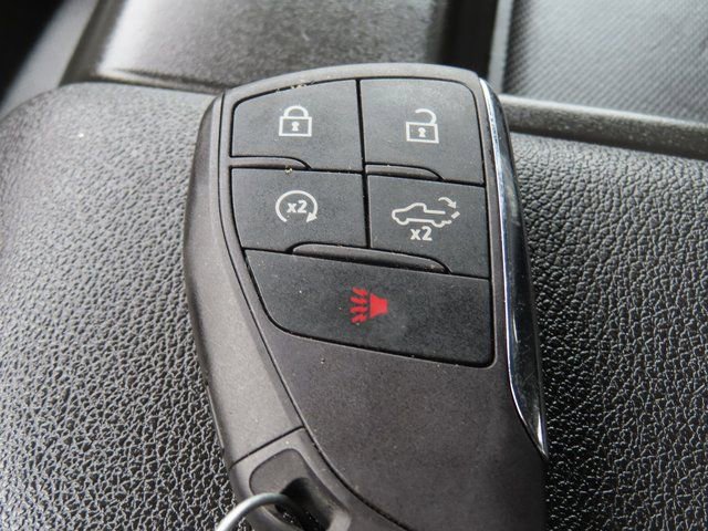 Used 2024 GMC Sierra 3500 SLE w/ SLE Convenience Package image 4