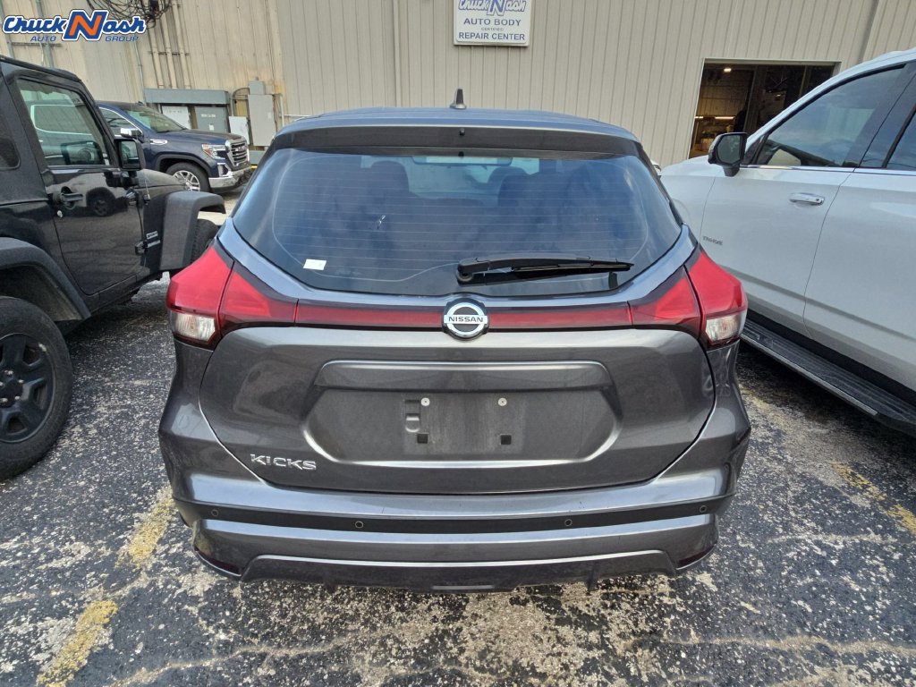 Used 2021 Nissan Kicks S FWD image 5