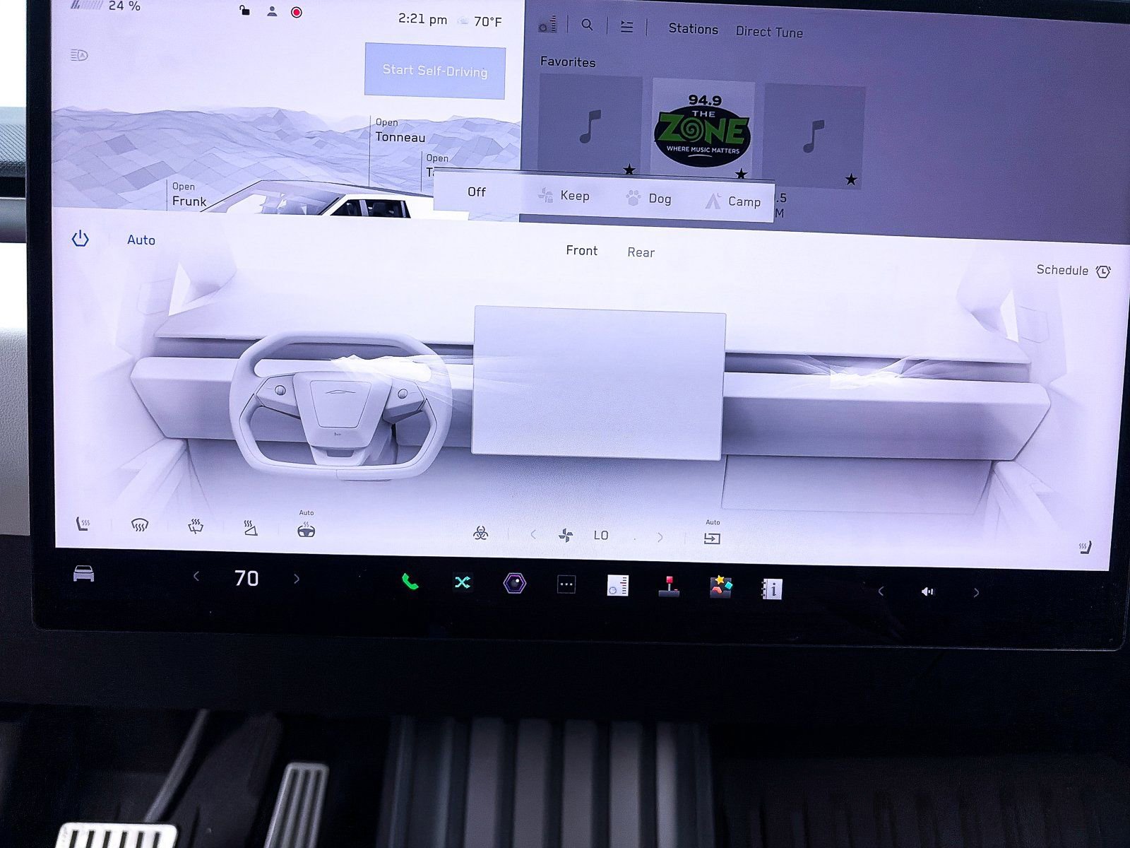 Used 2024 Tesla Cybertruck AWD Crew Cab image 22