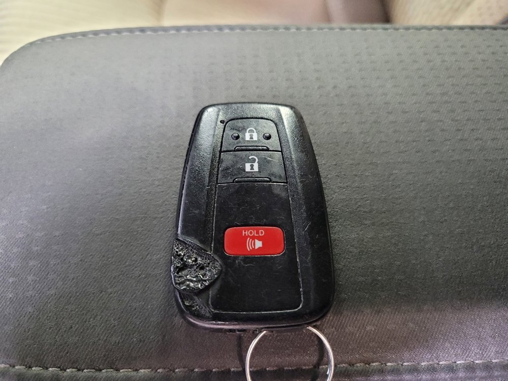 Used 2017 Toyota Prius Three w/ Advanced Technology Package FWD image 32