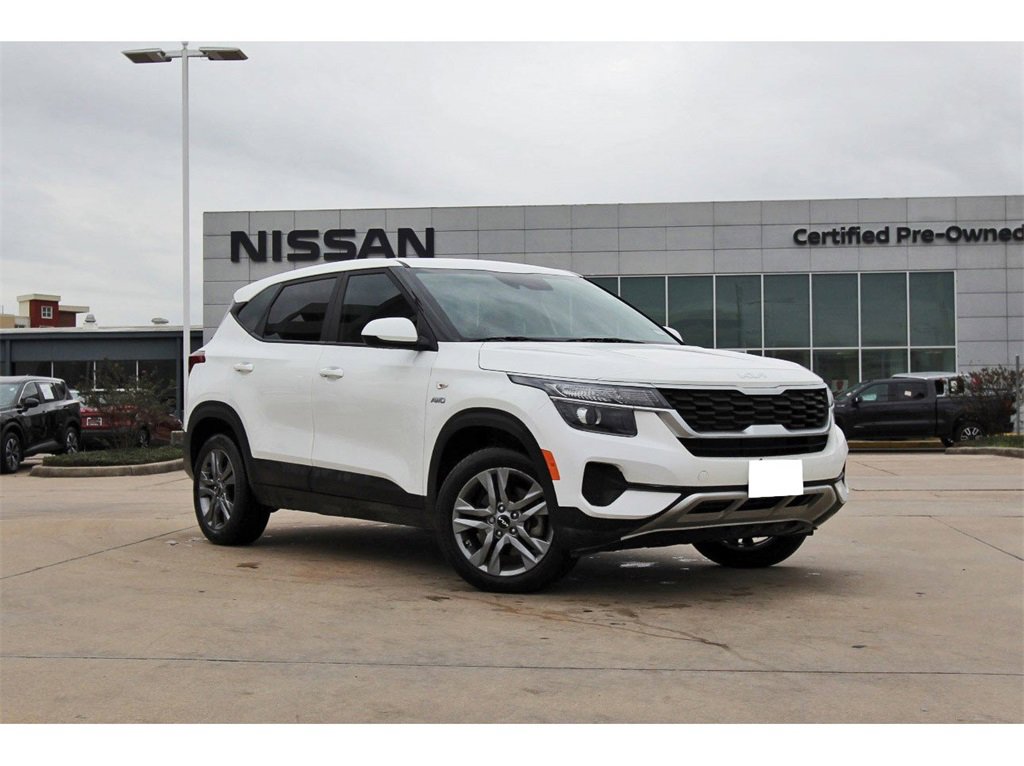 Used 2023 Kia Seltos LX image 1