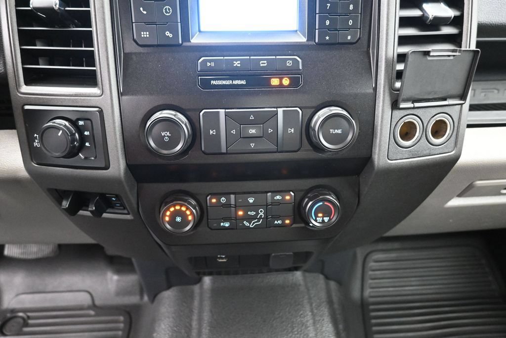 Used 2022 Ford F350 XL w/ Power Equipment Group AWD/4WD image 16
