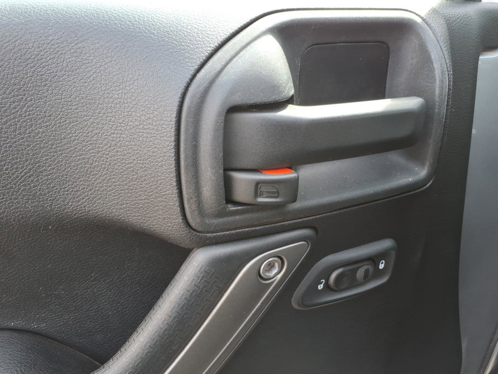 Used 2015 Jeep Wrangler Sport w/ Quick Order Package 23S image 12