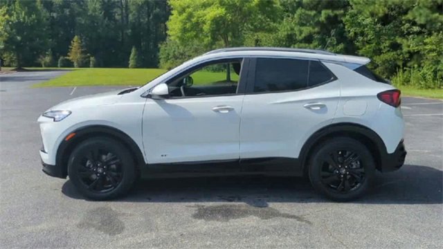 New 2026 Buick Encore GX Sport Touring image 5