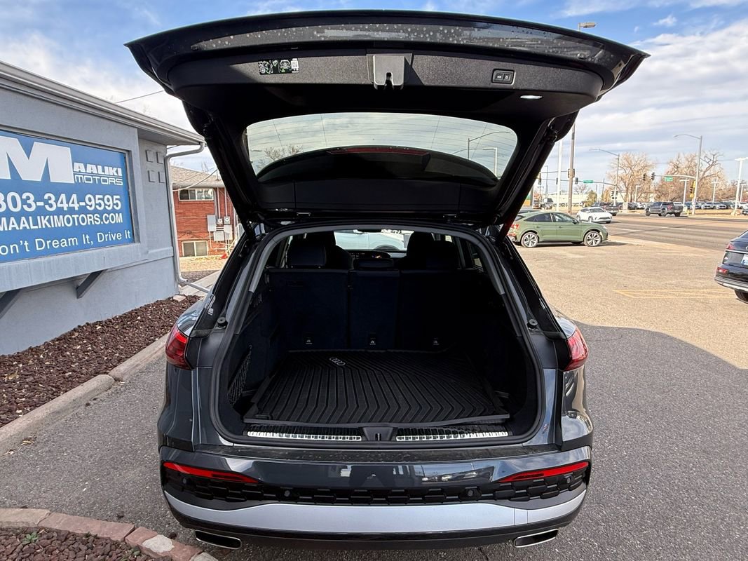 Used 2025 Audi Q5 Premium Plus w/ Premium Plus image 7