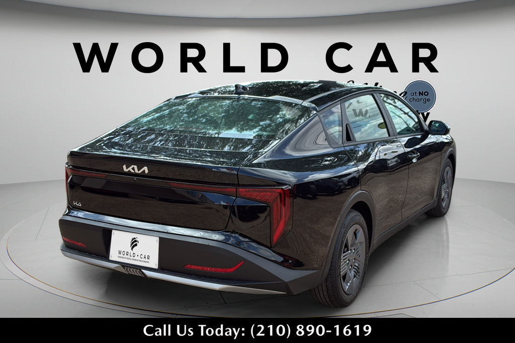 New 2026 Kia K4 FWD image 17