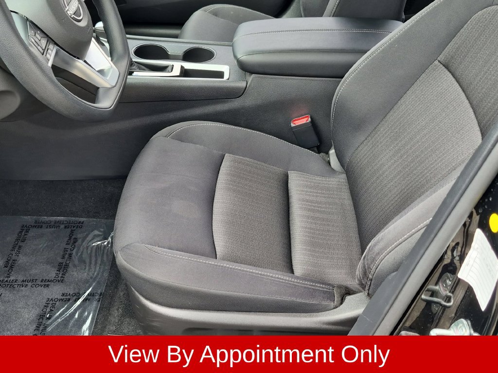 Used 2025 Nissan Altima 2.5 SV FWD image 24