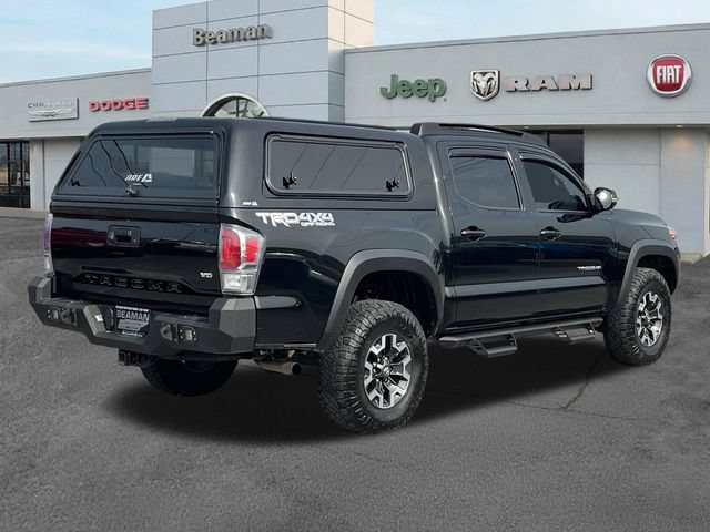 Used 2022 Toyota Tacoma TRD Off-Road AWD/4WD image 7