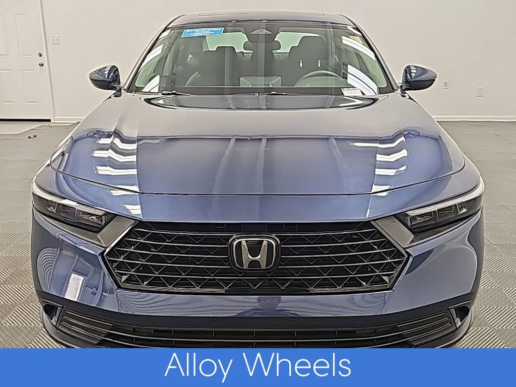 Used 2024 Honda Accord EX image 4