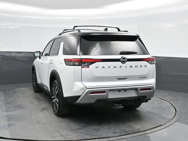 Used 2025 Nissan Pathfinder Platinum image 10