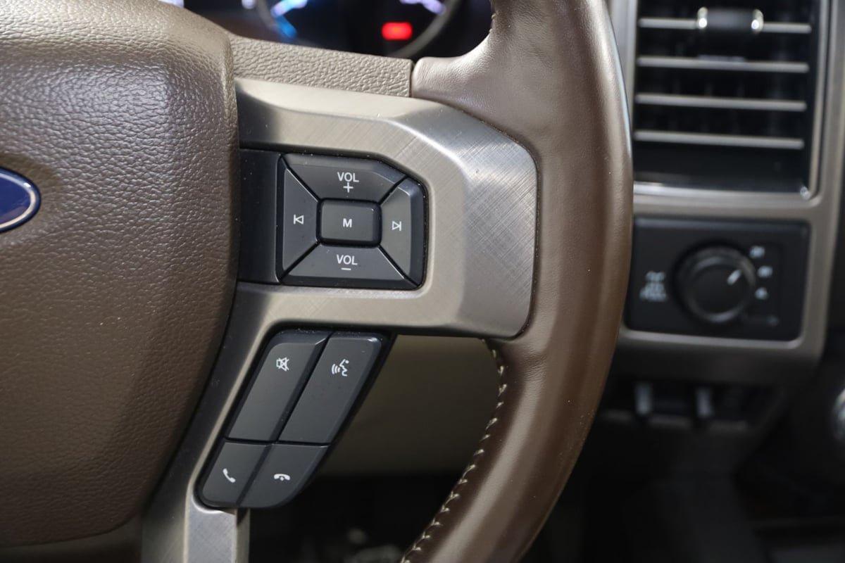 Used 2019 Ford F350 Limited AWD/4WD image 39