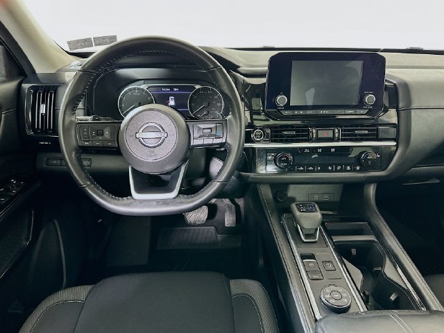 Used 2022 Nissan Pathfinder SV w/ SV Premium Package AWD/4WD image 29