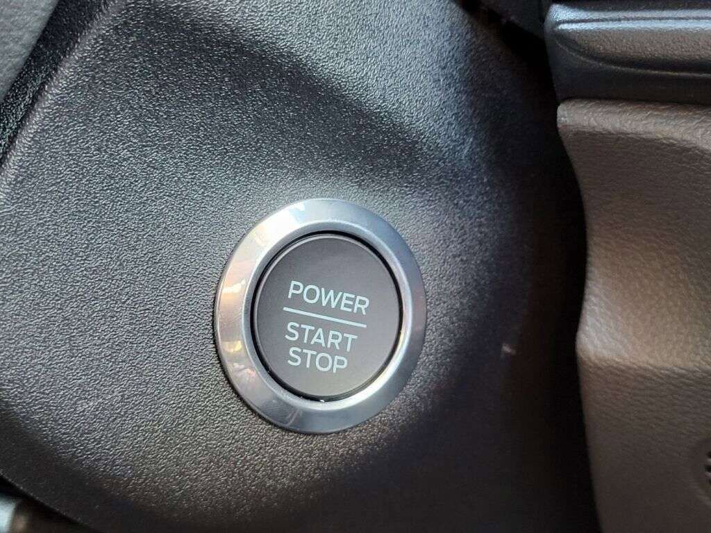 Used 2023 Ford E-Transit Medium Roof w/ Interior Upgrade Package image 9