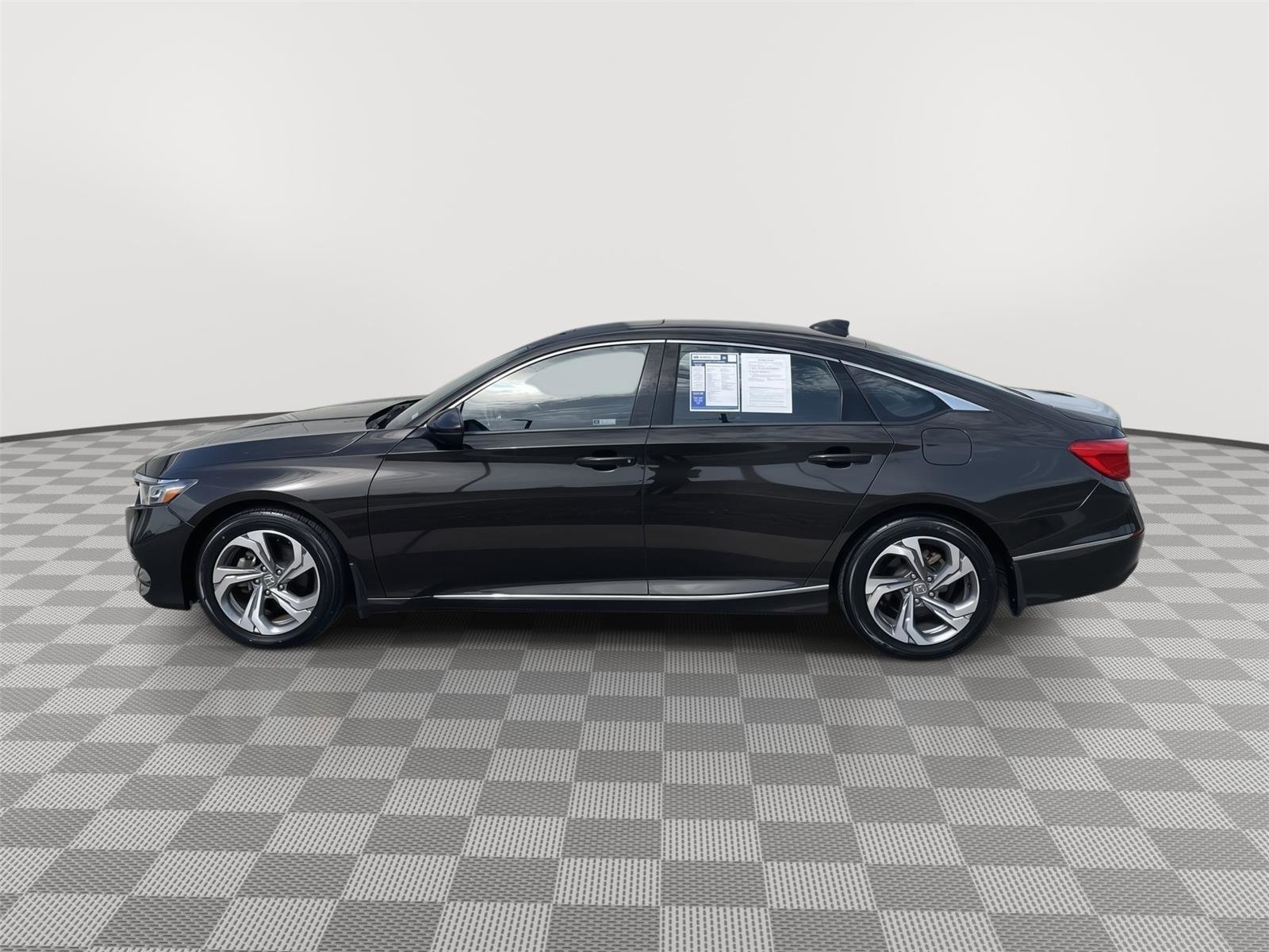 Used 2018 Honda Accord EX-L image 4
