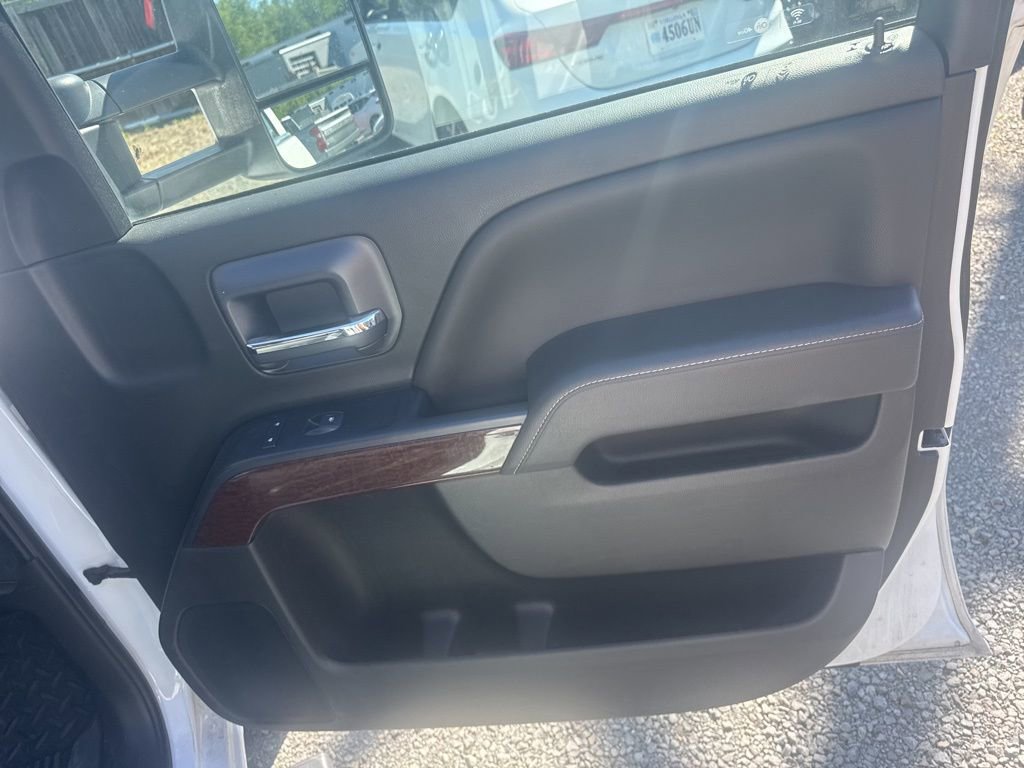 Used 2018 GMC Sierra 1500 SLE w/ SLE Value Package AWD/4WD image 12