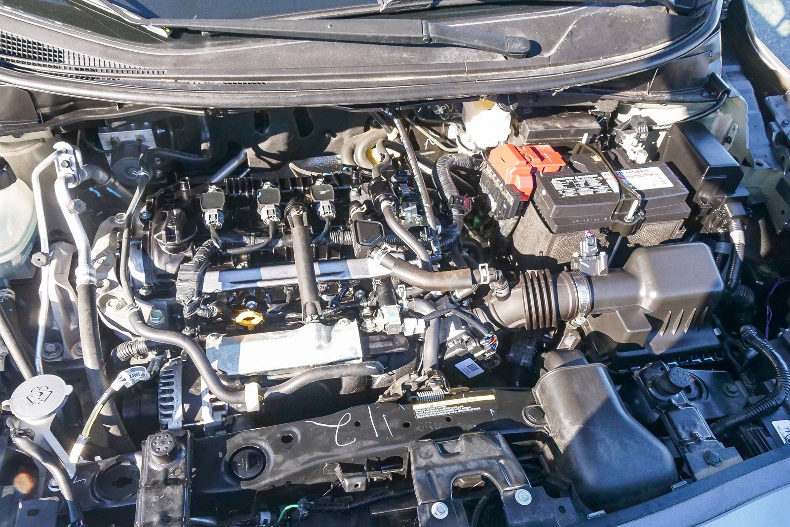 Used 2024 Nissan Versa SR w/ Trunk Package image 25