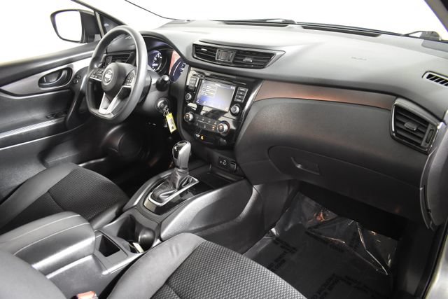 Used 2020 Nissan Rogue Sport S FWD image 32
