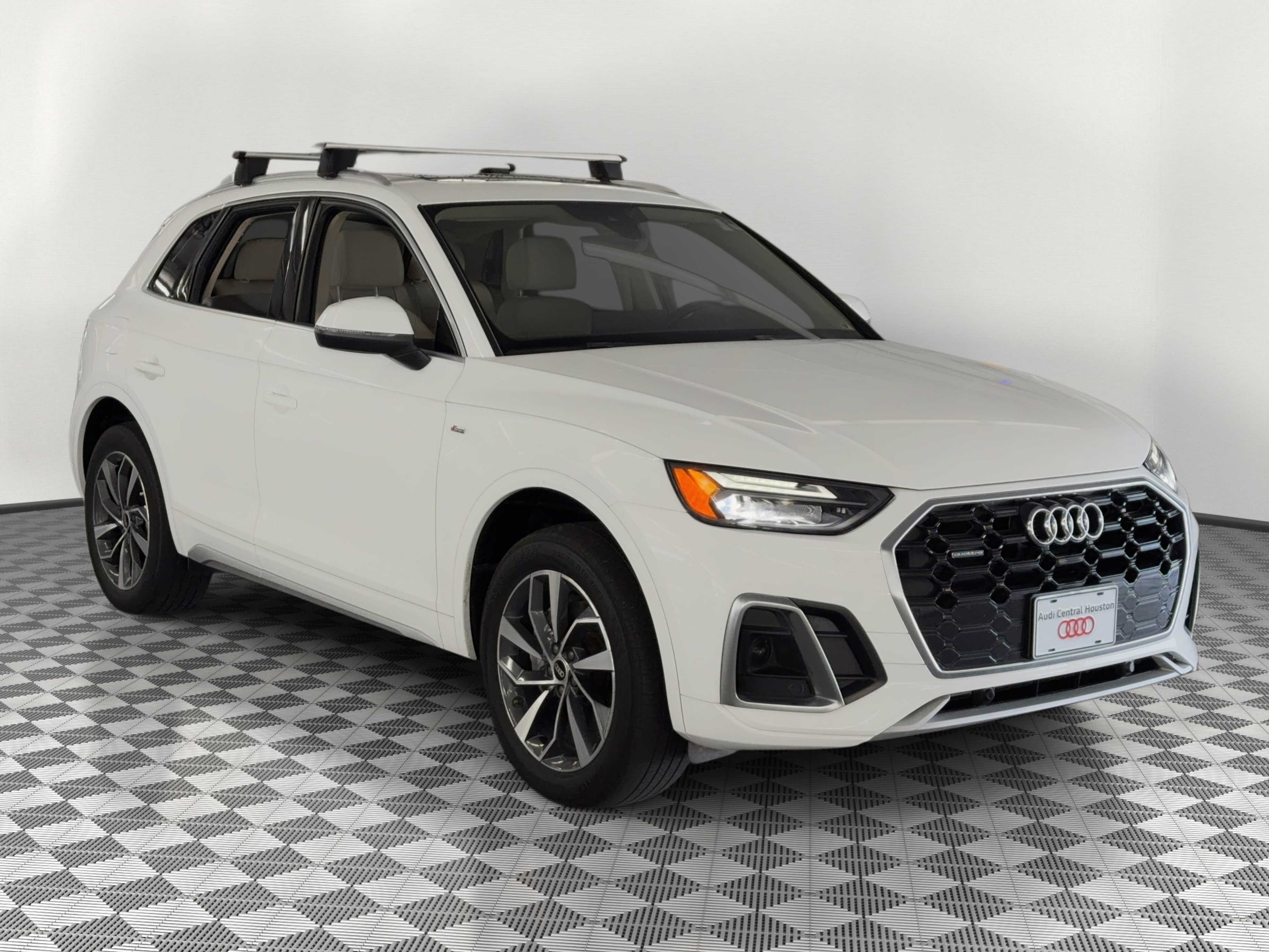 Certified 2023 Audi Q5 2.0T Premium w/ Convenience Package image 7