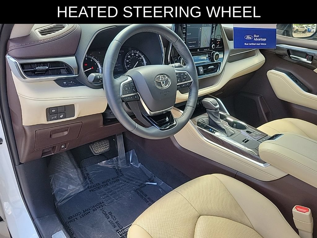 Used 2020 Toyota Highlander Limited FWD image 18