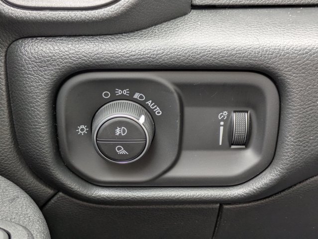 New 2026 RAM 2500 Tradesman AWD/4WD image 24