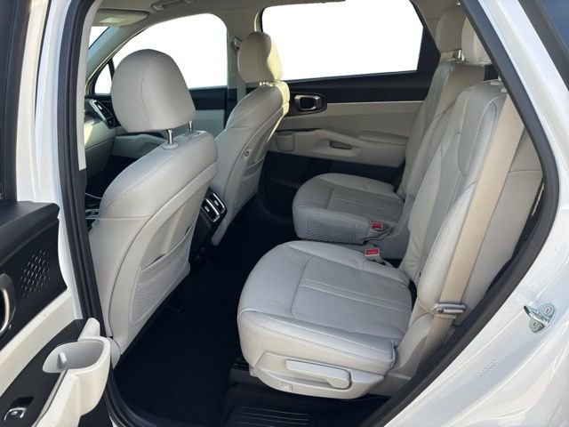 Certified 2024 Kia Sorento EX image 11