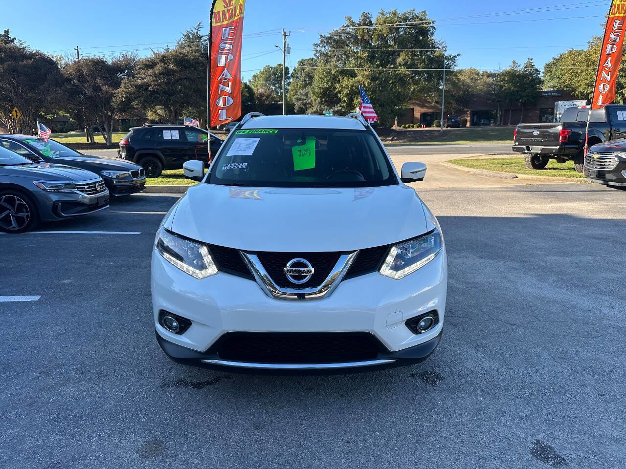 Used 2016 Nissan Rogue SL image 3