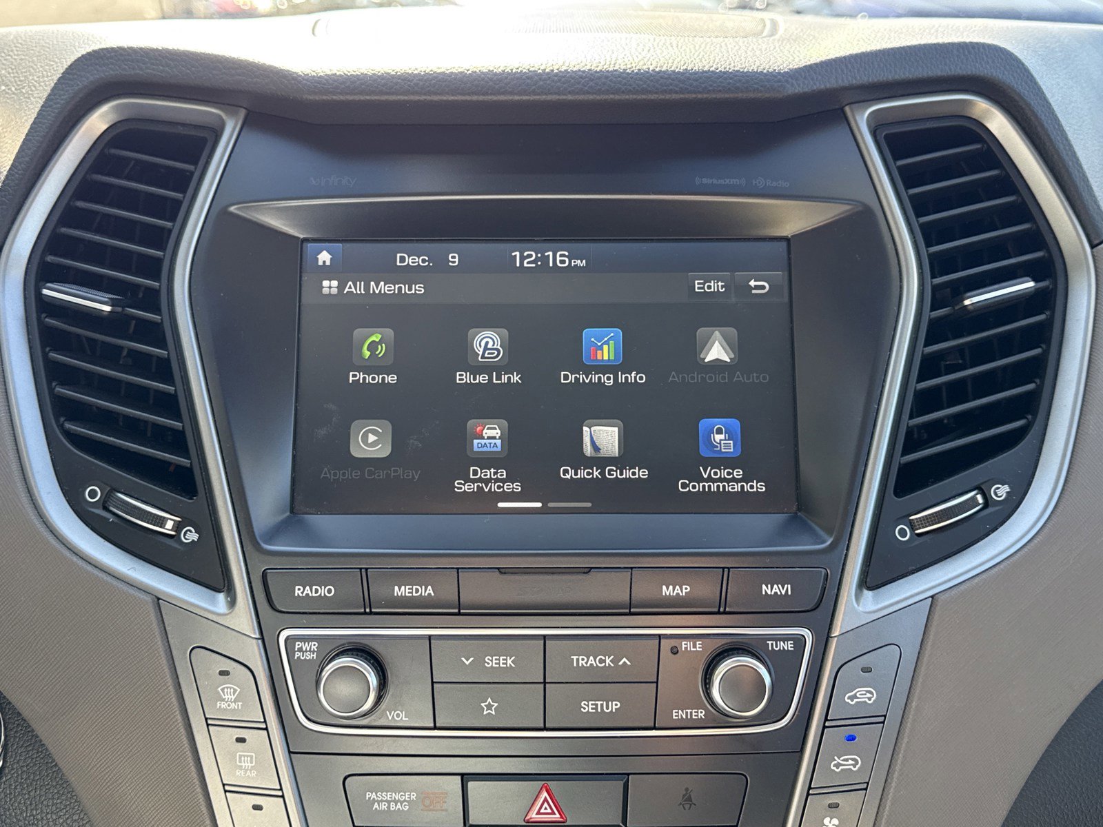 Used 2019 Hyundai Santa Fe XL image 32