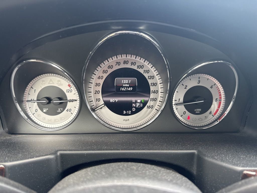 Used 2013 Mercedes-Benz GLK 250 BlueTEC 4MATIC image 4