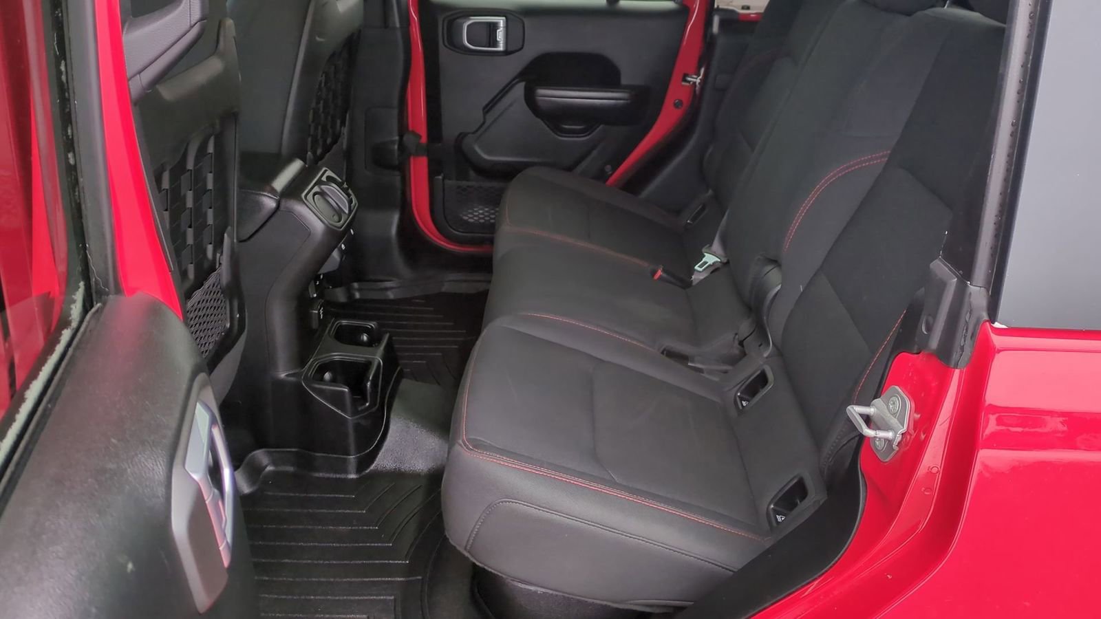 Used 2020 Jeep Gladiator Rubicon w/ Dual Top Group image 20