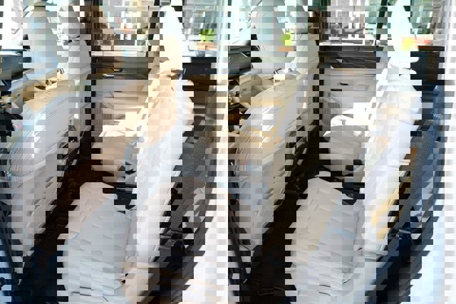 New 2025 Jeep Grand Cherokee L Limited w/ Luxury Tech Group II image 29