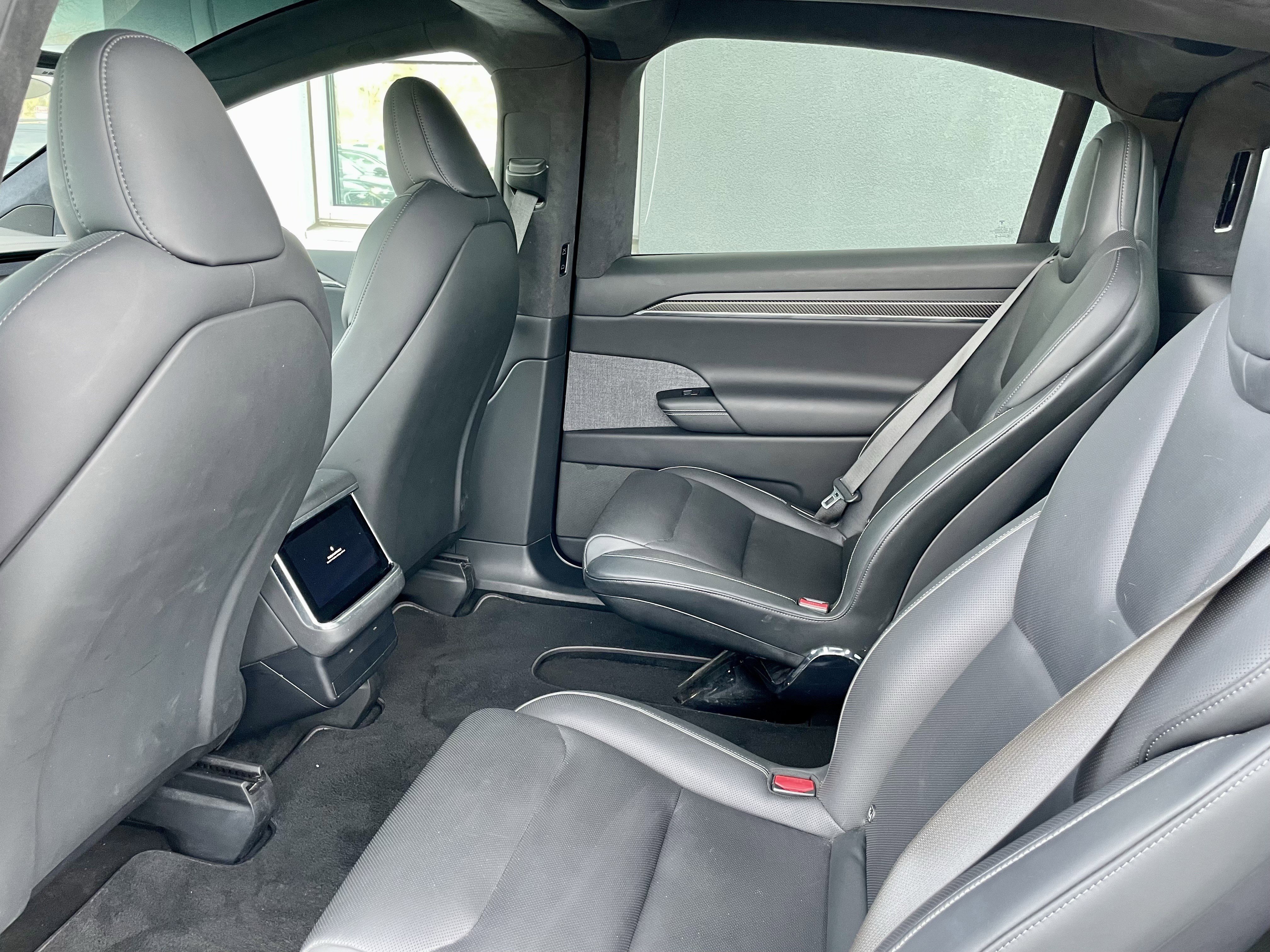 Used 2022 Tesla Model X Plaid image 30