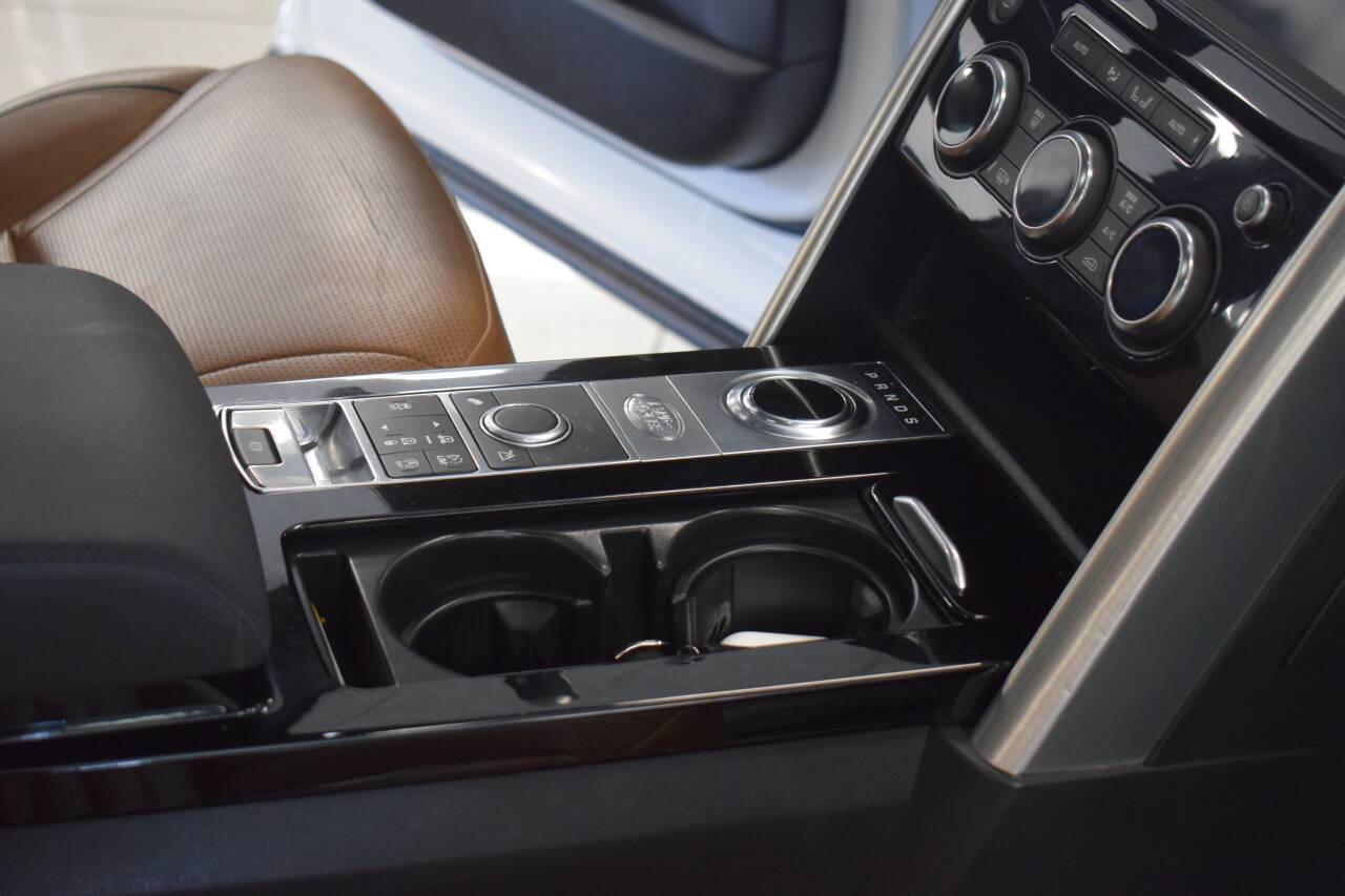 Used 2017 Land Rover Discovery HSE AWD/4WD image 48