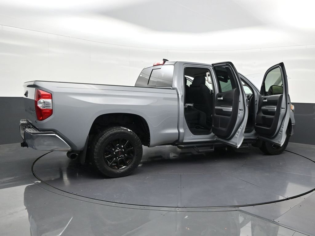 Used 2020 Toyota Tundra SR5 w/ SR5 Upgrade Package RWD image 33