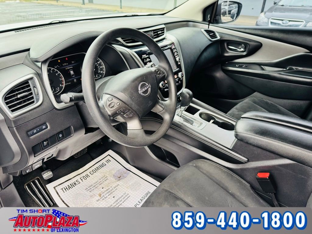 Used 2023 Nissan Murano S image 3