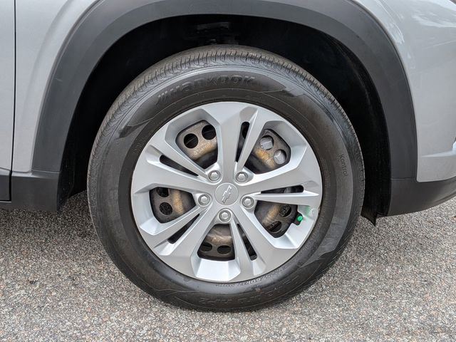 Used 2024 Chevrolet Trax LS w/ Driver Confidence Package image 11