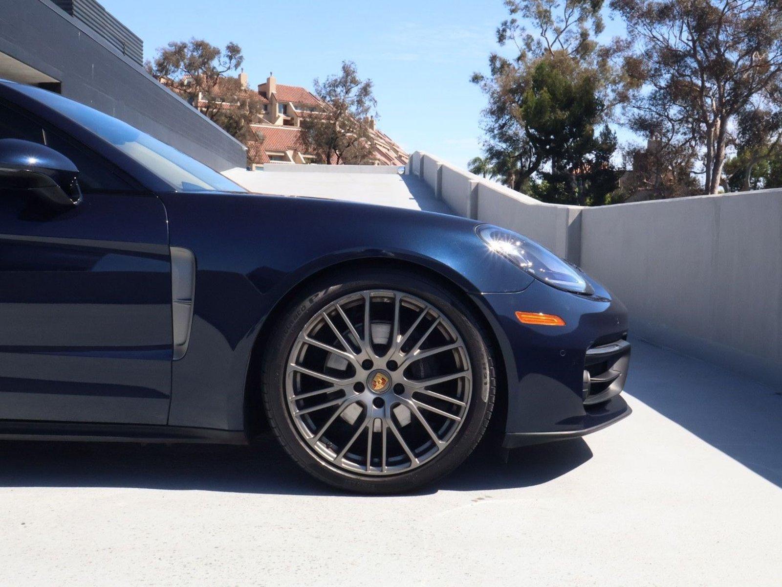 Certified 2023 Porsche Panamera Platinum Edition RWD image 11