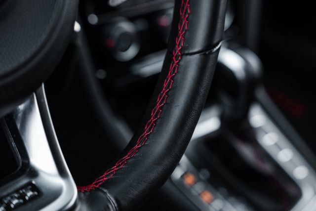 Used 2021 Volkswagen Golf S image 69