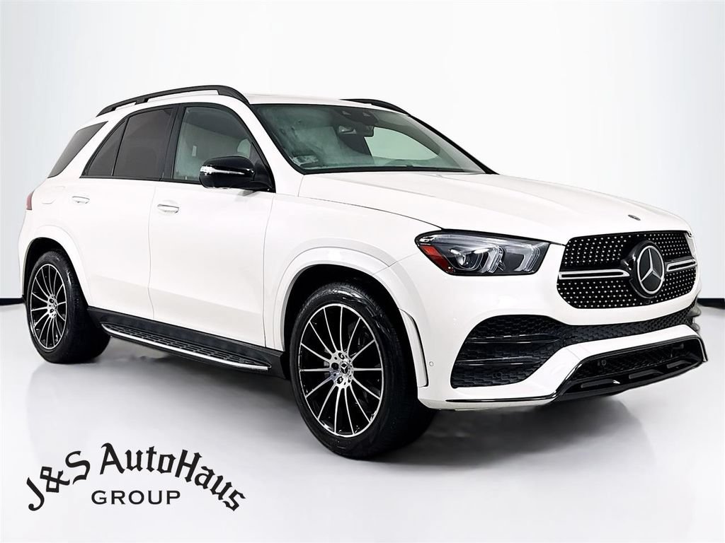 Used 2022 Mercedes-Benz GLE 350 4MATIC w/ AMG Line Exterior image 1