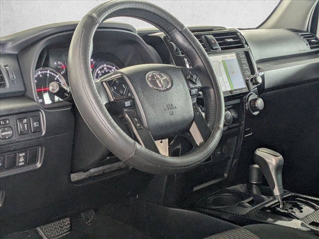 Used 2020 Toyota 4Runner TRD Off-Road AWD/4WD image 10