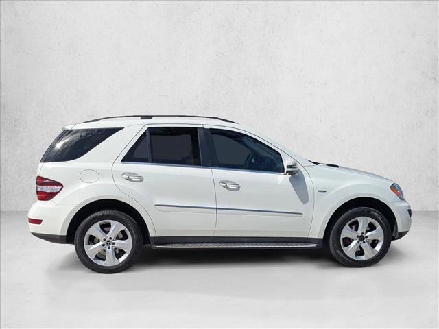 Used 2010 Mercedes-Benz ML 350 BlueTEC 4MATIC image 4