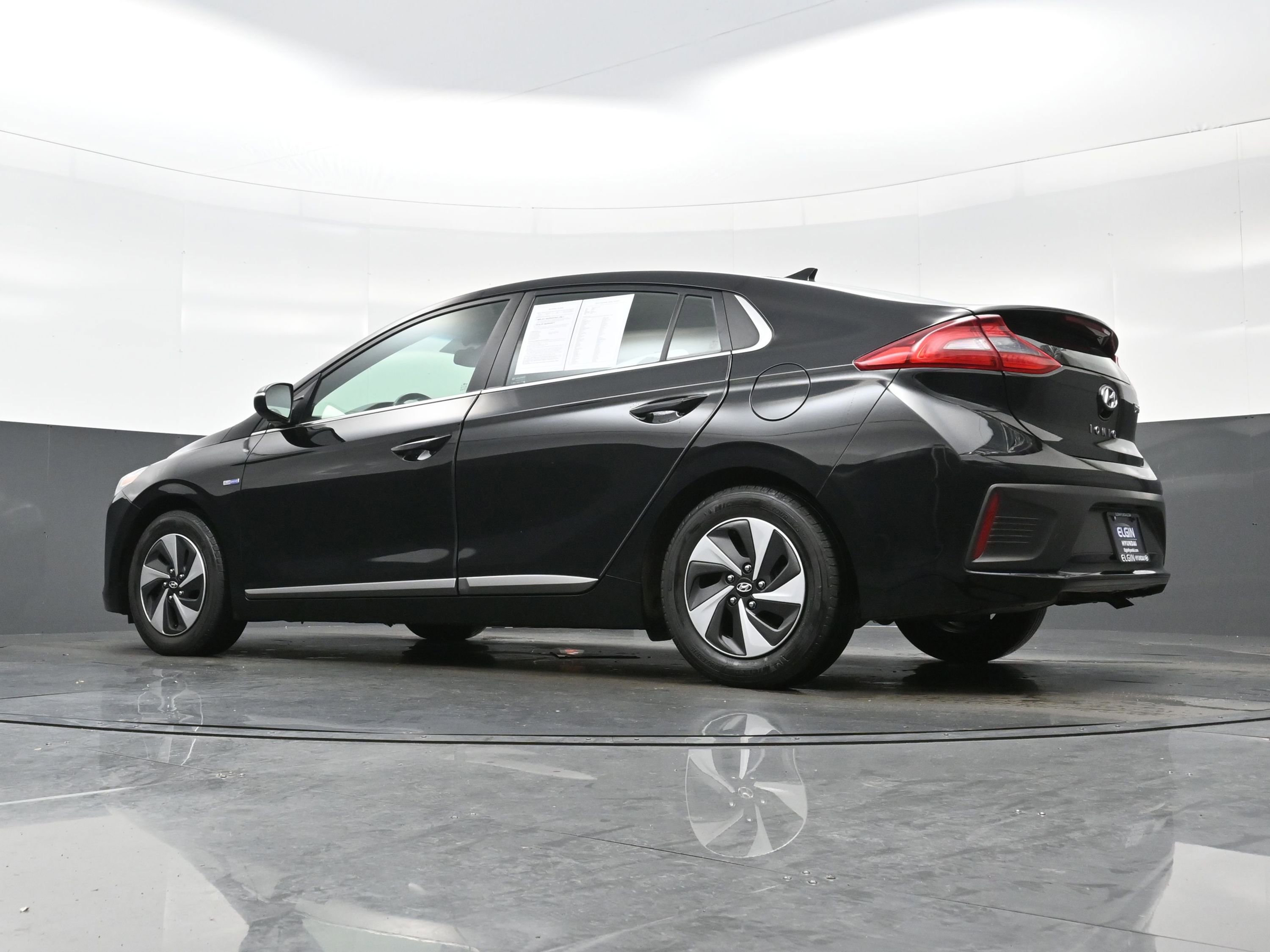 Used 2019 Hyundai Ioniq SEL FWD image 29