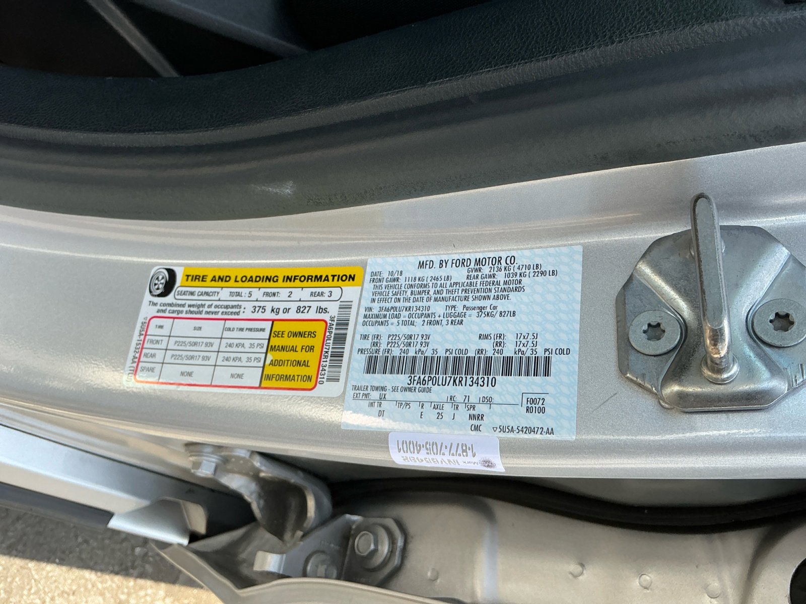Used 2019 Ford Fusion SE FWD image 27