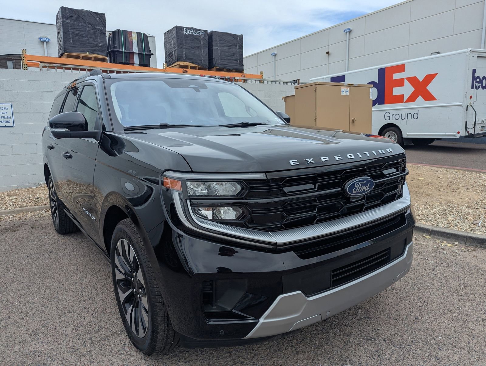 Certified 2025 Ford Expedition Platinum w/ Driver's Package image 3