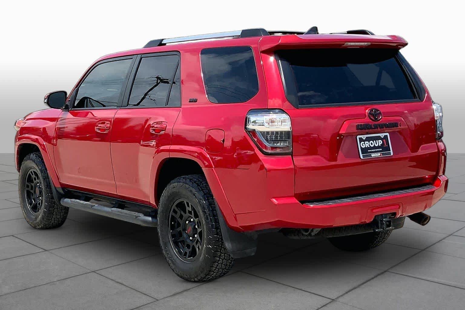 Used 2023 Toyota 4Runner SR5 Premium w/ Moonroof Package AWD/4WD image 12