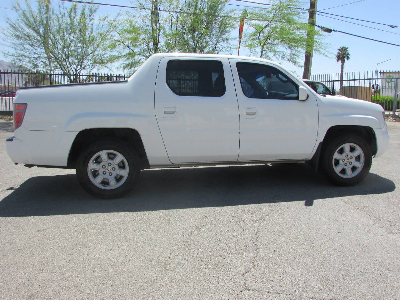 Used 2007 Honda Ridgeline RTL image 2