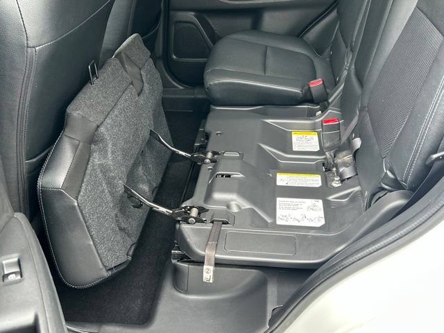 Used 2016 Mitsubishi Outlander GT AWD/4WD image 32