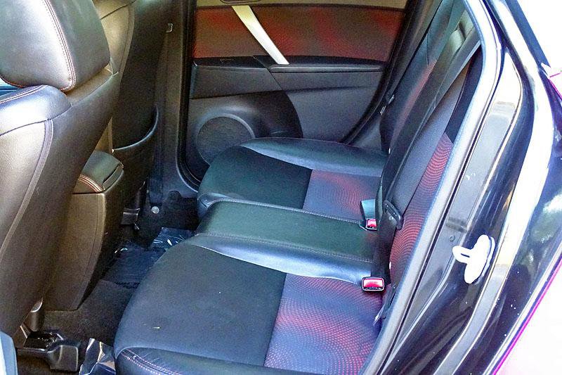 Used 2013 MAZDA MAZDA3 Touring FWD image 15